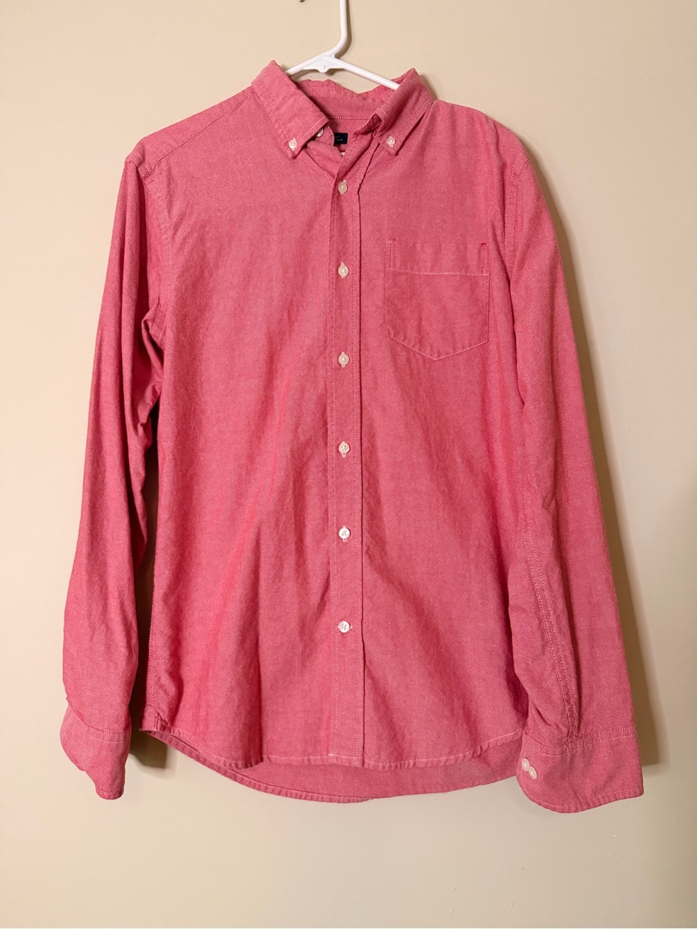 GAP Men's Button-Down Long Sleeve Shirt in Coral Pink
